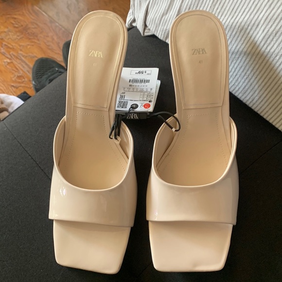 Zara Shoes - Zara geometric heel